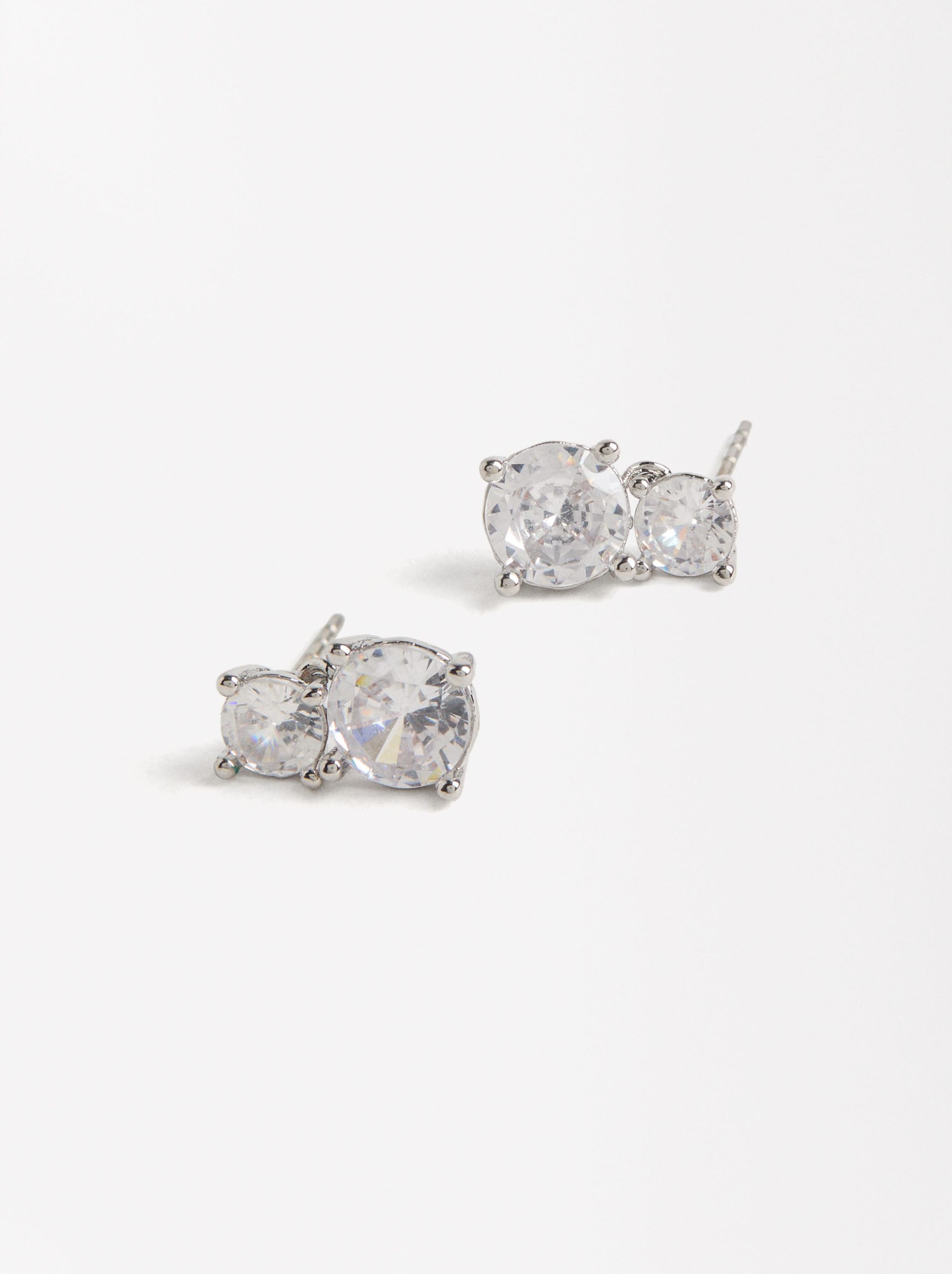 Boucles d’oreilles courtes avec zircon 228605_SV_VG